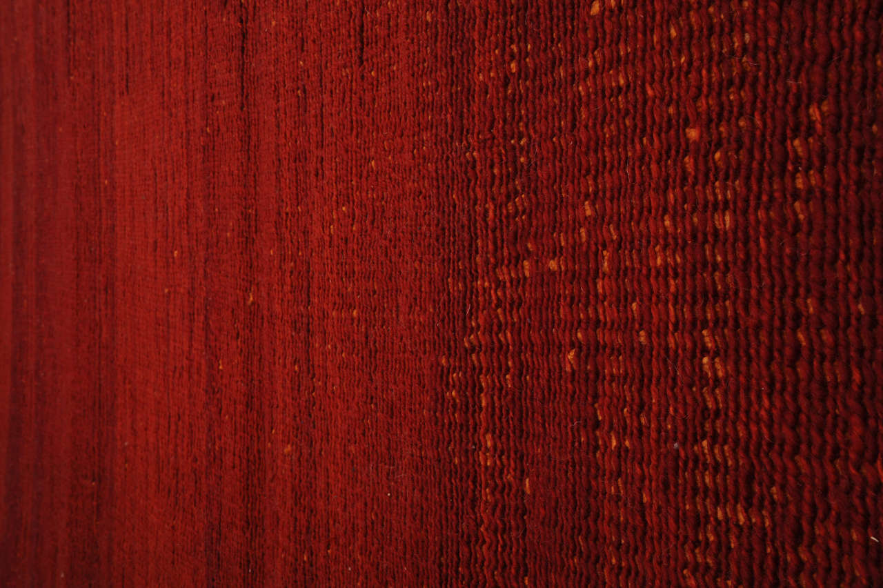 Marocain Tapis marocain contemporain touareg rouge peint en vente